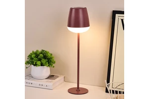 Newly Design Eye Care Warm Light Metal Base Red Wine Highfoot Glass Shade Led Desk Lamp with Rechargeable Battery
