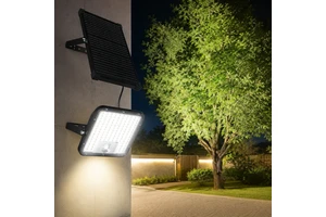 Waterproof Split Solar LED Flood Light with Remote Control High Lumen for Large Area Illumination