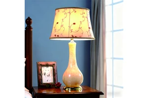 Vintage Decorative Antique Ceramic Table Lamp Soft Warm Light Bedroom Nightstand Brass Desk Light for Living Room