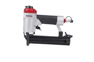 DONGYA F32 Industrial Grade Pneumatic Brad Nail Gun With Quick Release 100 Nails Capacity