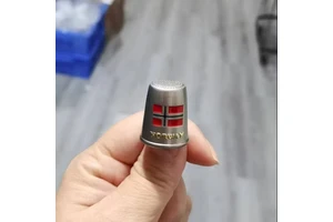 Zinc Alloy Thimble with Flag Design Pattern, Metal Sewing Thimble, Unique Travel Souvenir Collectible Gift