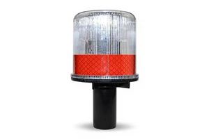 Nighttime LED Solar-Powered Reflective Strobe Traffic Warning Light for Road Construction Cone Barrier Guard Booth Fence