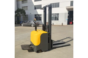 On Special Offer Electric Stacker Stacking Forklift With 3-meter Lifting Height And 1.5-ton Load Capacity Now Hot-selling