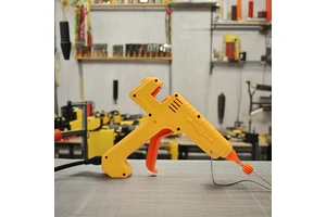 200W Yellow Industrial Thermostatic Electric Non-Toxic Hot Melt Glue Gun for DIY Crafts and Stationary Use