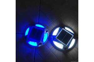 Waterproof Solar Dock Ground Deck Light Garden Pavement Warning Step Solar Light Stair Deck Light for Driveway Sidewalk