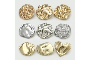 Custom LOGO Vintage Gold Irregular Lava Textured Avant-Garde Sculptural Zinc Alloy Metal Button For Blazer And High-end Clothing