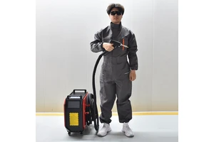Portable1500W 2000W 2500W Handheld 4 In 1 Fiber Laser Welding Machine For Aluminum And Stainless Steel Carbon Steel Metal